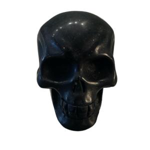 Krystal dødningehoved i obsidian. Pris 140 kr.- hos Krystal.dk