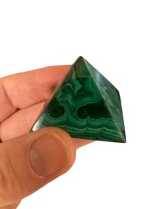 Malakit pyramide 4 x 4 cm
